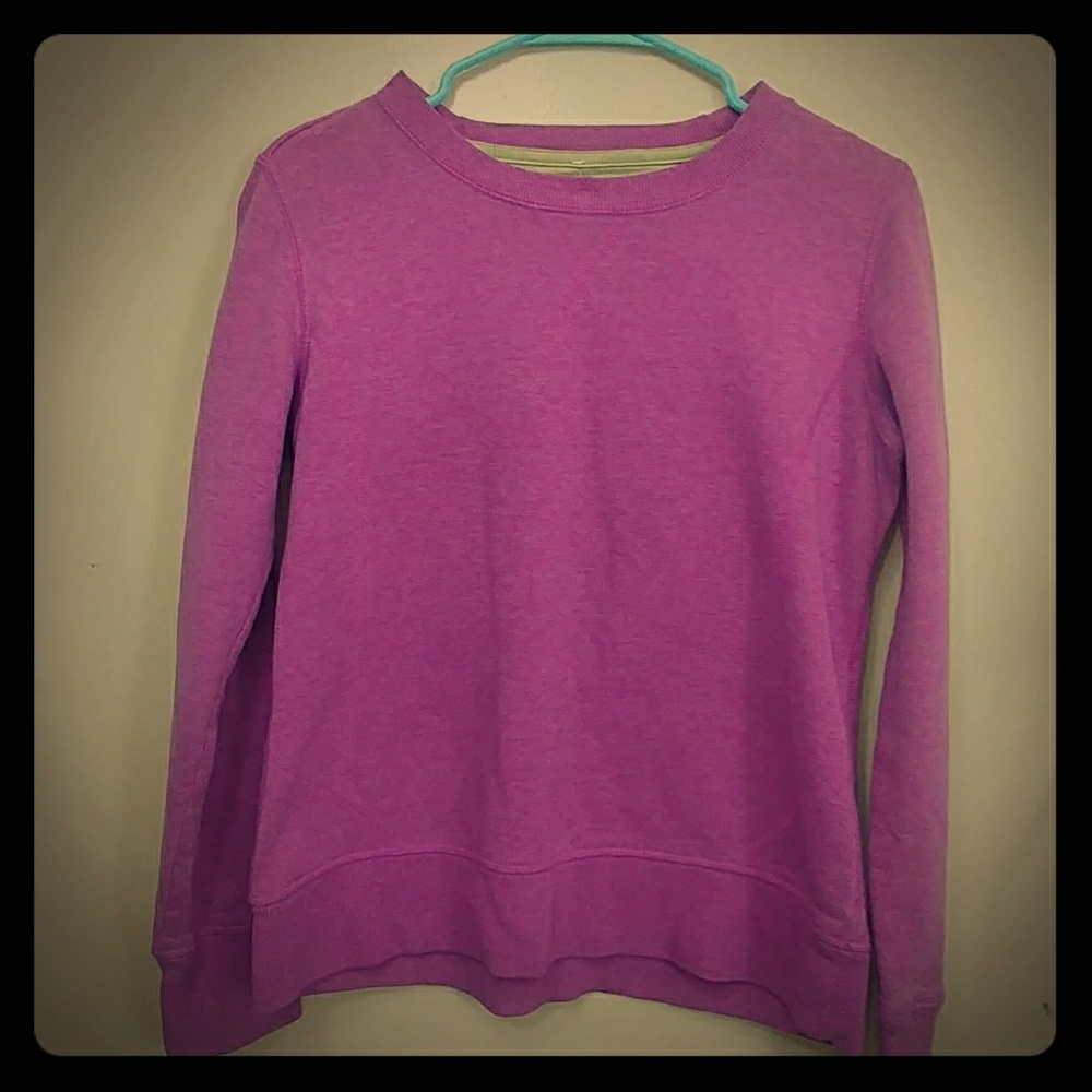Sweatshirt